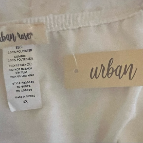 NWT Urban Rose Peplum Style 1X Tank Top - Picture 4 of 4